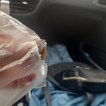 Erşan Et Kavurma İçinden Hayvan Parçası Çıktı