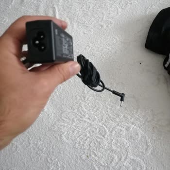 HP Kutudan Adaptör Çıkmadı