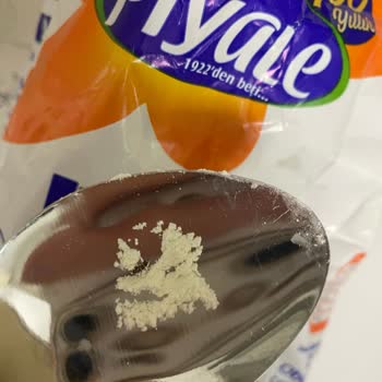 Piyale Undan Böcek Çıktı