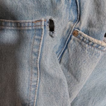 Pull And Bear Yeni Alınan Pantolonun Yırtılması