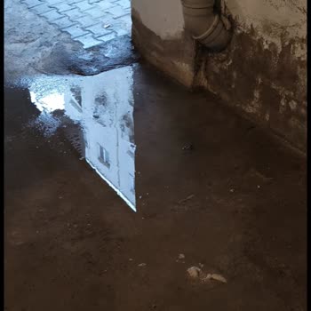 İzmir Büyükşehir Belediyesi Apt Garajına Su Basması