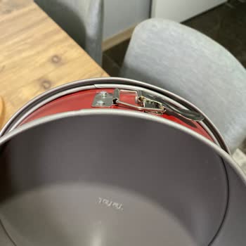 Tefal Yine Şaşırtmadı Ve Eğri Kek Kalıbı Gönderdi