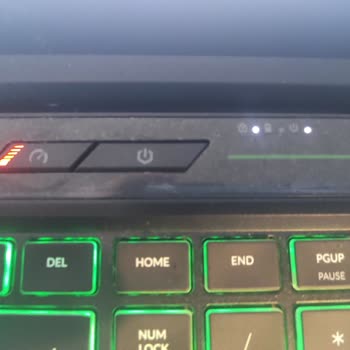 Monster Notebook 120fps Lerdeyken 10fps Lere Drop Yaşıyorum