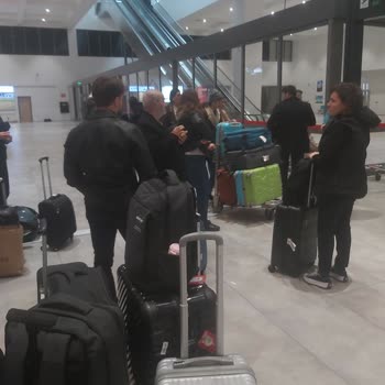 Sunexpress İn Yolculara İlgisizliği