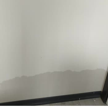 TOKİ Evlerinin İçleri Çok Kötü Durumda