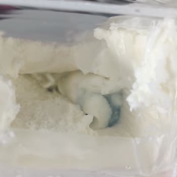 Duranlar Süt Duranlar Marka Kaymak Rafta Küflenmiş