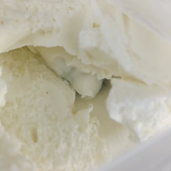 Duranlar Süt Duranlar Marka Kaymak Rafta Küflenmiş
