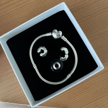 Forum İstanbul AVM Pandora Hatalı Ütün Satıyor