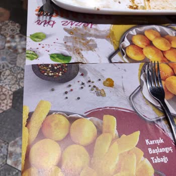 Tavuk Dünyası Pişmemiş Çiğ Gıda