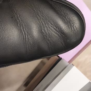 Deichmann Aldığım Ve Sadece 2 Saat Kullandığım Ve Bozulan Ayakkabı