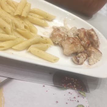 Tavuk Dünyası Porsiyon Çok Az Geldi