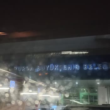 Gün Geçmiyor Kı Metro Turızm Kendine Bir Çeki Düzen Versin