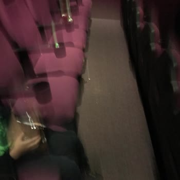 Paribu Cineverse Sinema Salonu Temizliği