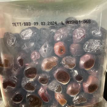 Tukaş Küflü Zeytinleri A101 Satmış Oda Bize