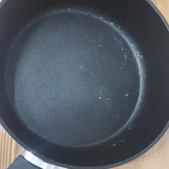 Şikayet Emsan Granit Tencere Graniti Soyuldu Sanki Plastik