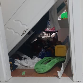 Evkur Alışveriş Sallanan Gardolap Tehlike Yarattı