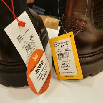 Boyner Mağazasında, İndirim Ve Kasa Etiket Değişme Problemi Hk