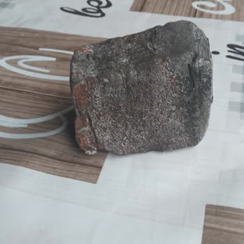 Sosyal Dayanışma Vakfı Kömür Yardımı Diye Dağıtılan Torbalarda Taş Çıktı