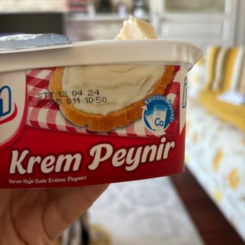İçim Ülker Krem Peynir Taş Gibi Bir Kıvamda.