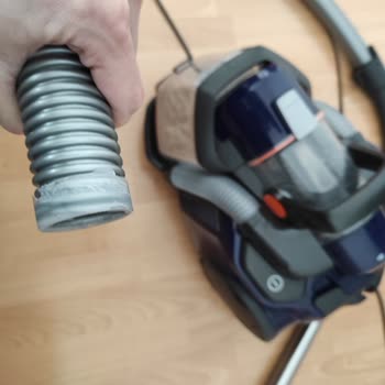 Electrolux Elektrikli Süpürge Hortumu 4 Ay Olmadan İşlevini Kaybediyor!