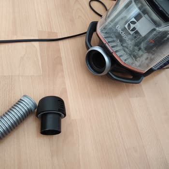 Electrolux Elektrikli Süpürge Hortumu 4 Ay Olmadan İşlevini Kaybediyor!