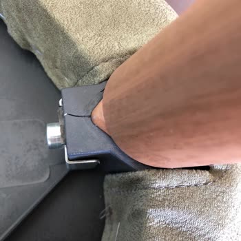 Modalife Mobilya Sandalye Ayakları Kırıldı