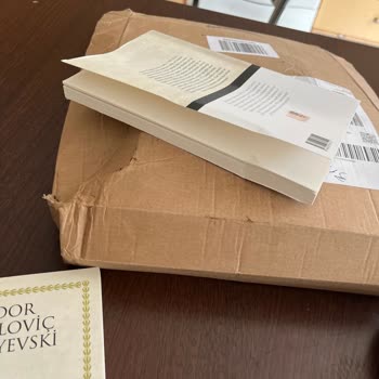 Amazon Yıpranmış Ve Paketlenmesi Kötü Kitap