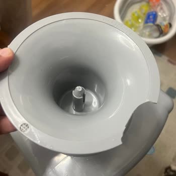 Robo Ruba Su Sebili Kırık Ve Arızalı