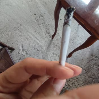 Parliament Midnight Blue Odun Parçası Ve Değişik Malzemeler Çıkması