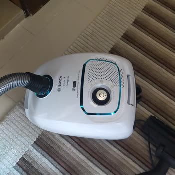 Bosch Elektrikli Süpürge Seri4