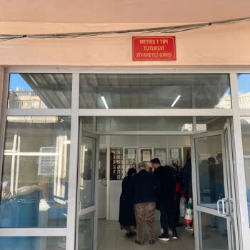 Adalet Bakanlığı Arkadaşların İşinin Yapmaması, Gerekli Sorunun Çözümünü İstiyorum!
