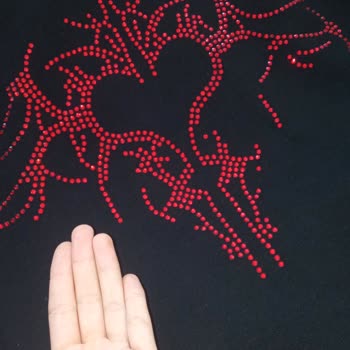 Shiny Force Arkasındaki Taşları Birçoğu Döküldü