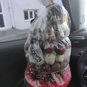 BonnyFood Çiçek Sepeti