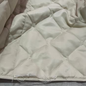 Pull and Bear Yeni Kullandığım Mont Sökülmeye Başladı