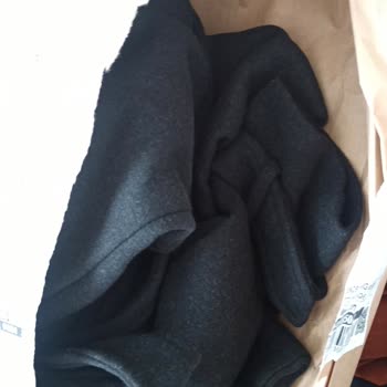 Bershka Kargo Ve Paket Özensizliği