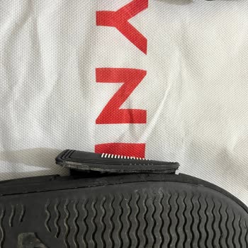 Quiksilver Yüksek Fiyat Ve Düşük Kalite, Terlik Hayal Kırıklığı