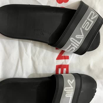 Quiksilver Yüksek Fiyat Ve Düşük Kalite, Terlik Hayal Kırıklığı