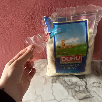 Duru Pirinç İçinden Böcek Çıktı