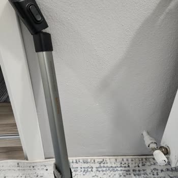 Philips Aqua Plus Dikey Süpürge Parçası Parçalandı