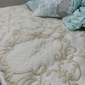 İstikbal Yatakta Çökme Ve Koltuklarım Ses Geliyor