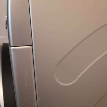 Yeni Gelen Kurutma Makinesi Çizik Geldi Ve Bosch Sorunu Çözmedi