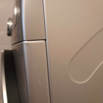 Yeni Gelen Kurutma Makinesi Çizik Geldi Ve Bosch Sorunu Çözmedi