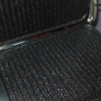 Korkmaz Inox Tost Makinesinden Gelen Sesler