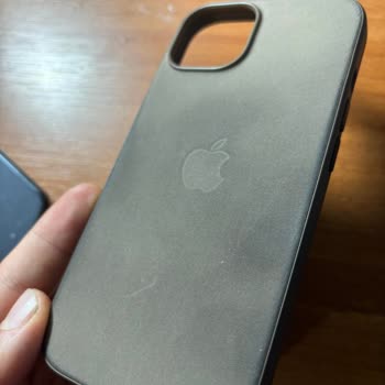 Akasya AVM iPhone Çalışanı İlgisizliği Ve Kılıf Mağduriyeti