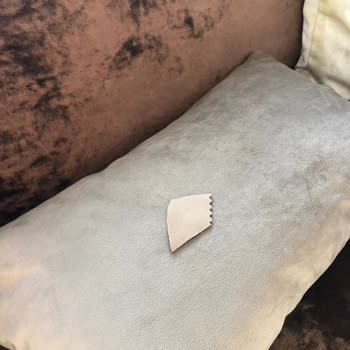 Kral Mobilya Karabağlar Farklı Renk Gönderdi