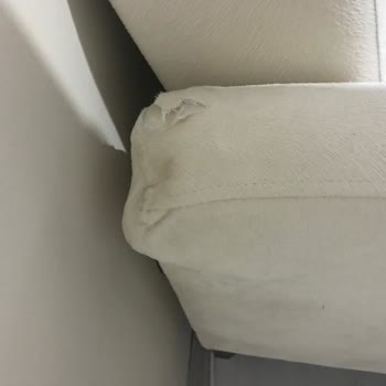 Enza Home Kırık Koltuk Teslimi