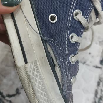 Converse Yanlardan Açılma Yaptı
