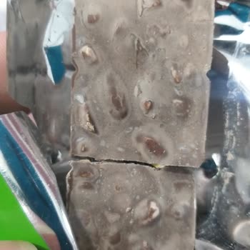 Eti Gıda Eti Çikolatam Eli Bol Aldık Ve Çikolata Beyaz Bir Renkteydi
