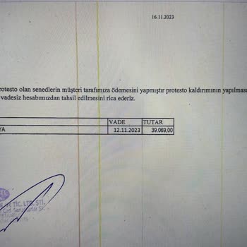 Akbank Senet Protesto Kaldırmıyor.