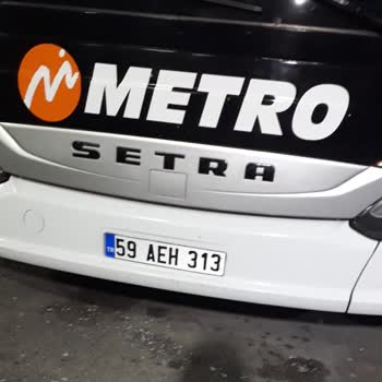 Metro Turizm, Yetersiz Isıtma, Yolcu Mu Kargo Mu Taşıyor Belli Değil.